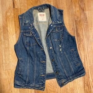 Mossimo Distressed Denim Vest Jacket Medium